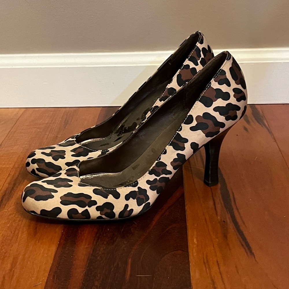 Leopard print heels